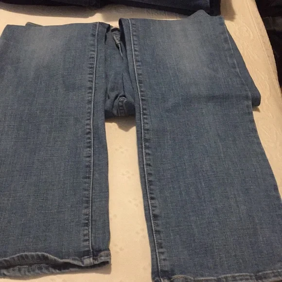 Levi’s Jeans - Picture 5 of 7